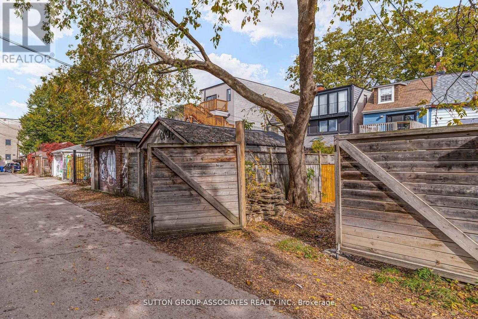 466 Montrose Avenue, Toronto, Ontario  M6G 3H1 - Photo 47 - C12518048