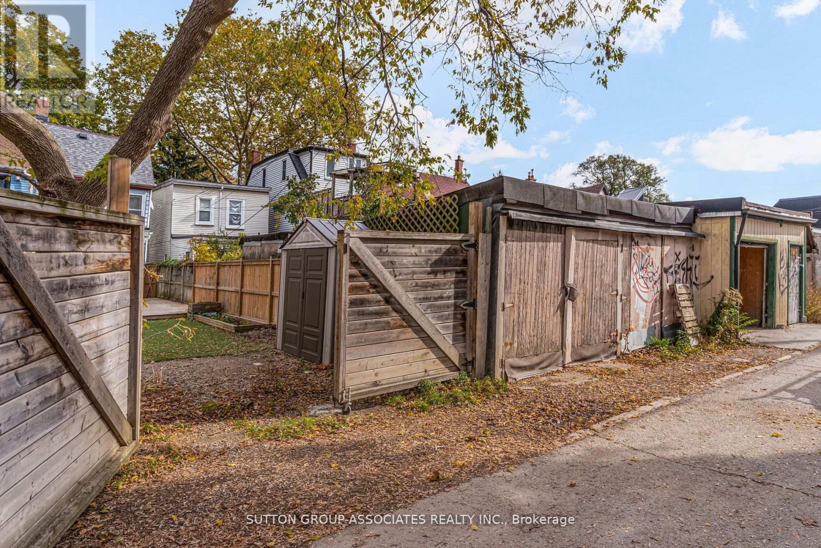 466 Montrose Avenue, Toronto, Ontario  M6G 3H1 - Photo 48 - C12518048