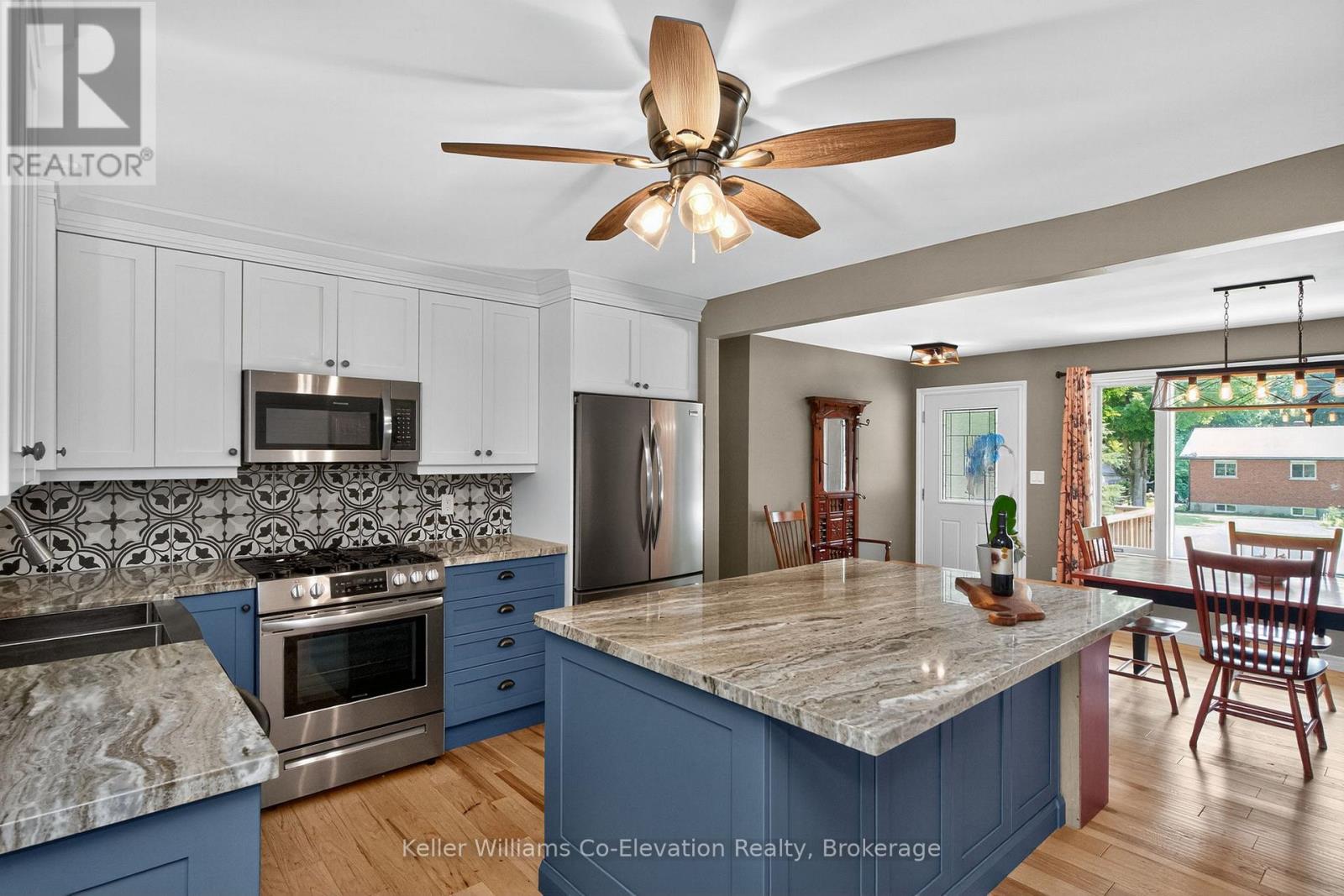 16 Mundy Avenue, Tiny, Ontario  L9M 0B5 - Photo 4 - S12518184