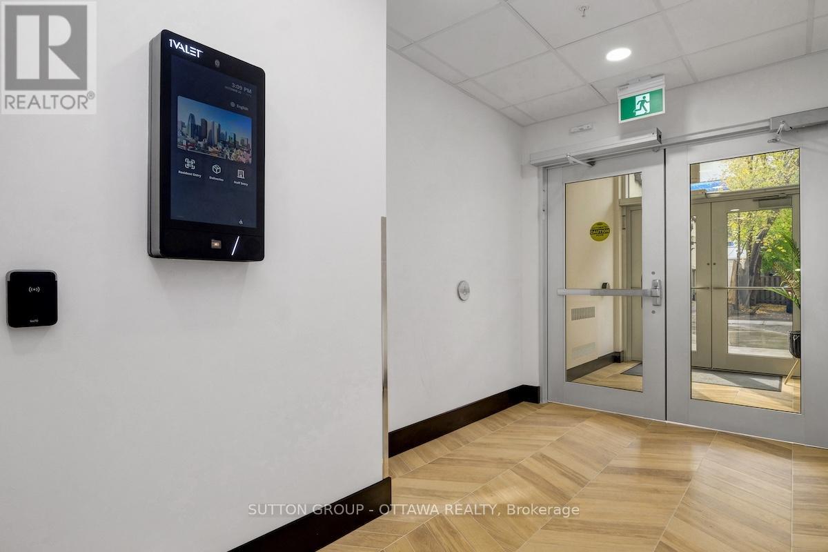 506 - 399 Winston Avenue, Ottawa, Ontario  K2A 1Y8 - Photo 6 - X12481316