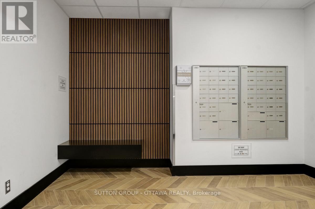 506 - 399 Winston Avenue, Ottawa, Ontario  K2A 1Y8 - Photo 7 - X12481316