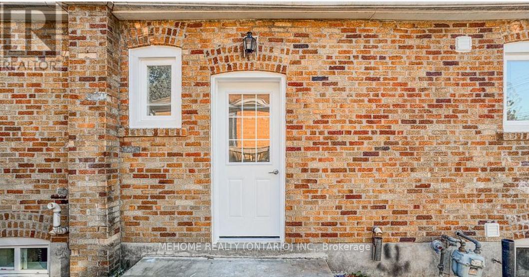 Lower - 33 Ellington Drive, Toronto, Ontario  M1R 3X6 - Photo 2 - E12517972