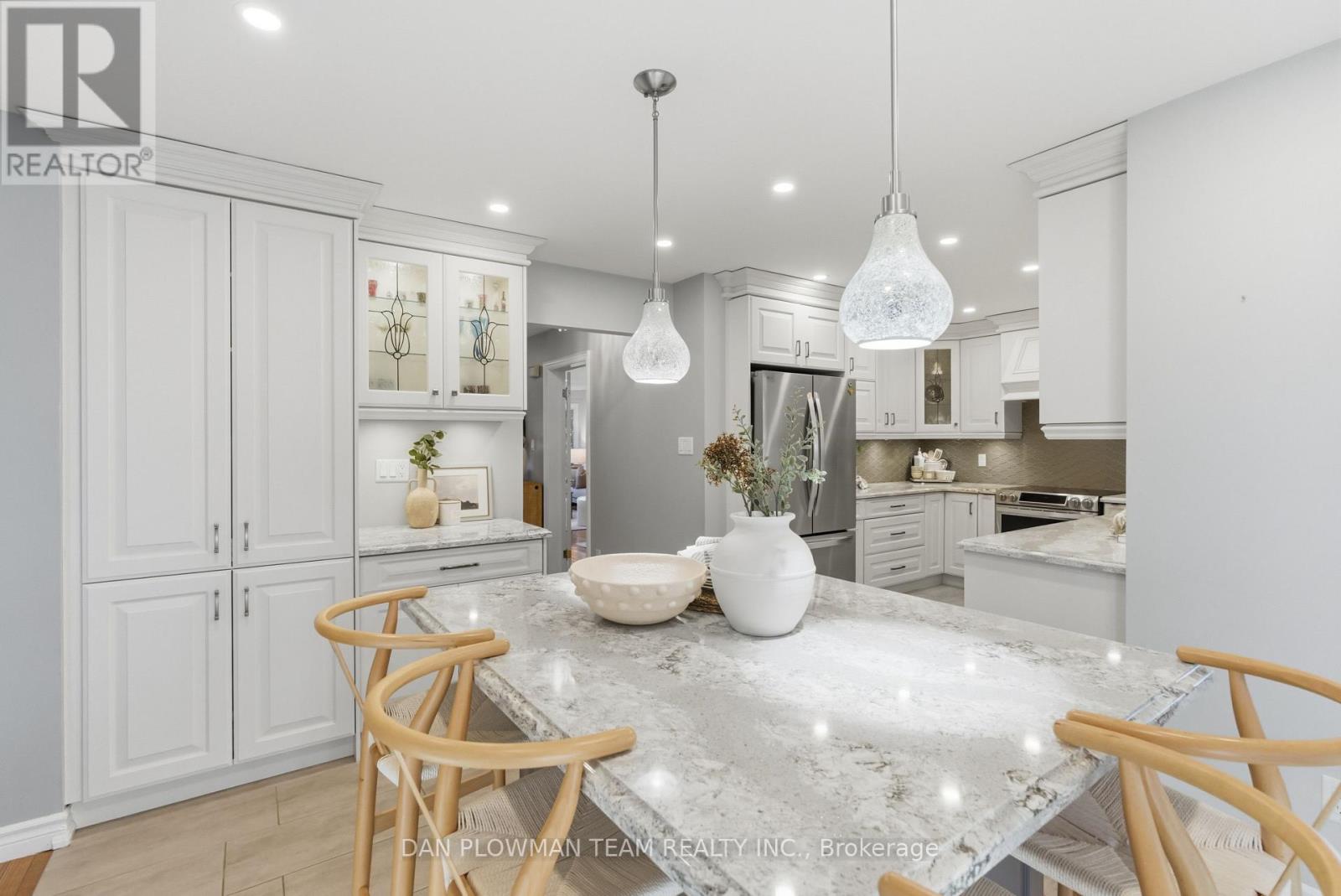 8 Aldcroft Crescent, Clarington, Ontario  L1C 4P1 - Photo 15 - E12518064