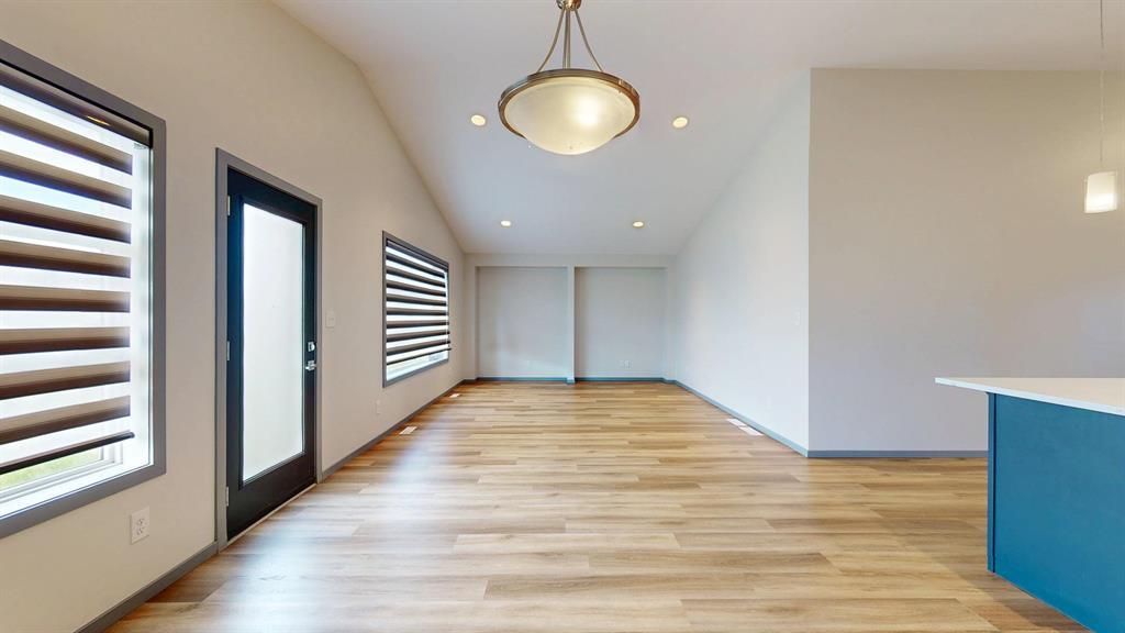 74 Hughes Crescent, Winnipeg, Manitoba  R3Y 0E8 - Photo 8 - 202528041