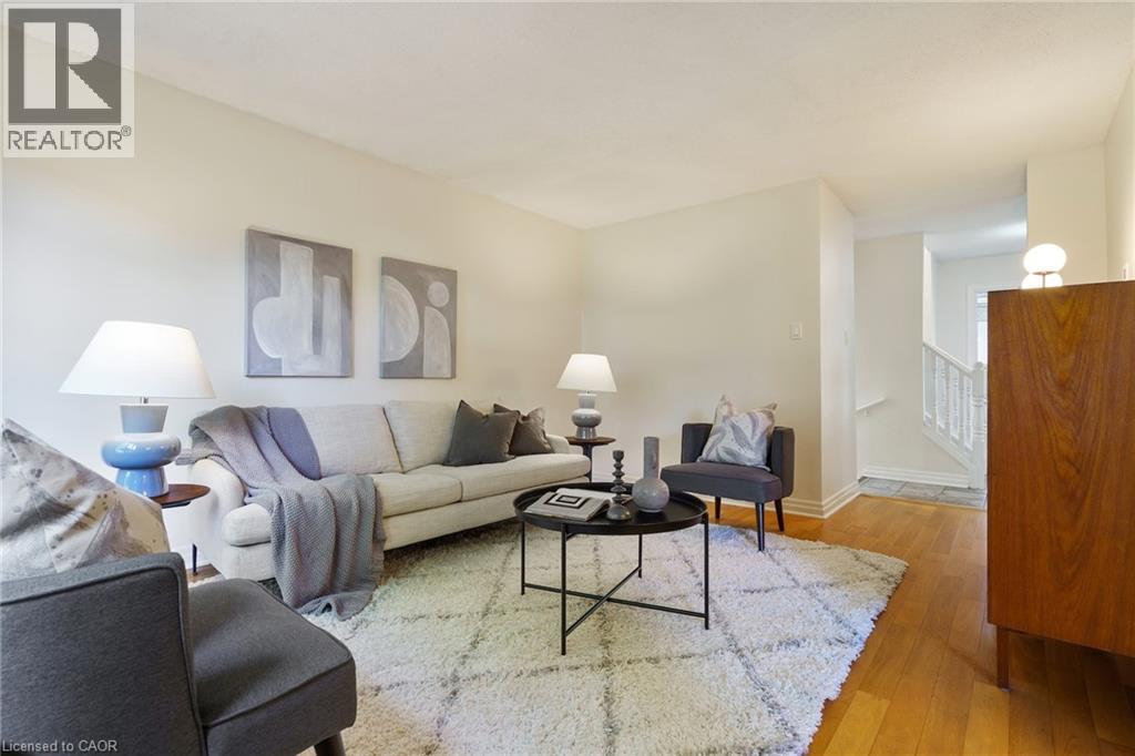 15 Blue Forest Drive, Grimsby, Ontario  L3M 4R4 - Photo 10 - 40776008