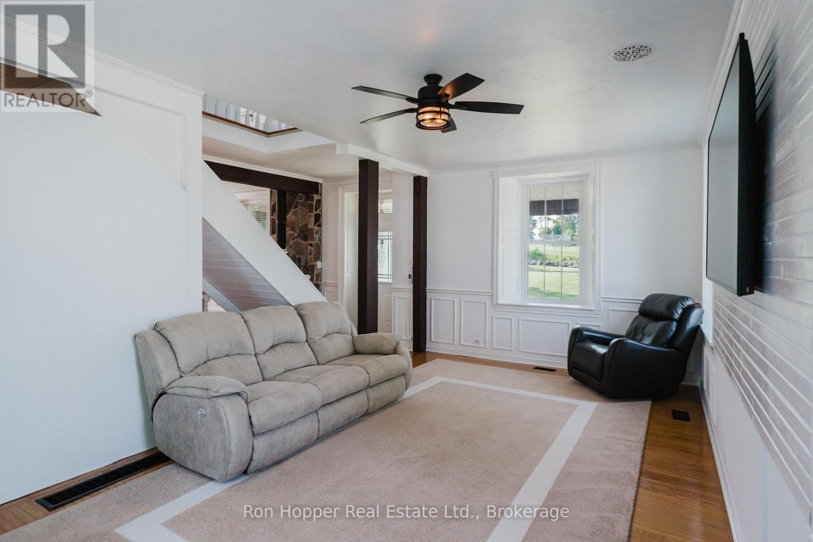 521145 12 Concession, West Grey, Ontario  N0G 1S0 - Photo 11 - X12518216