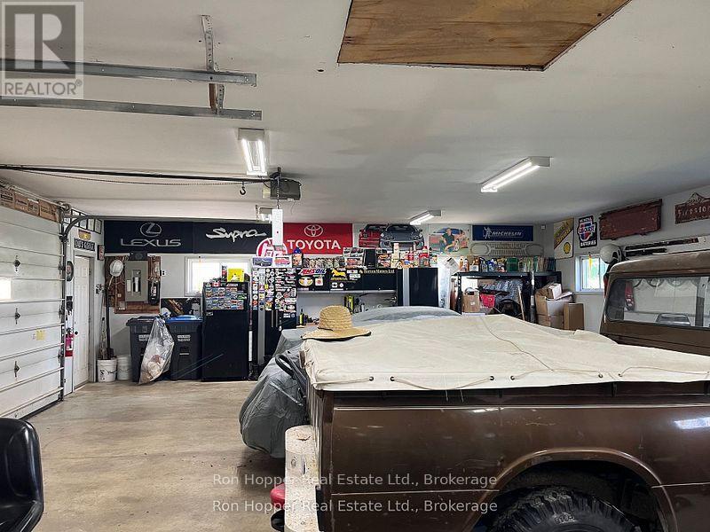 521145 12 Concession, West Grey, Ontario  N0G 1S0 - Photo 34 - X12518216