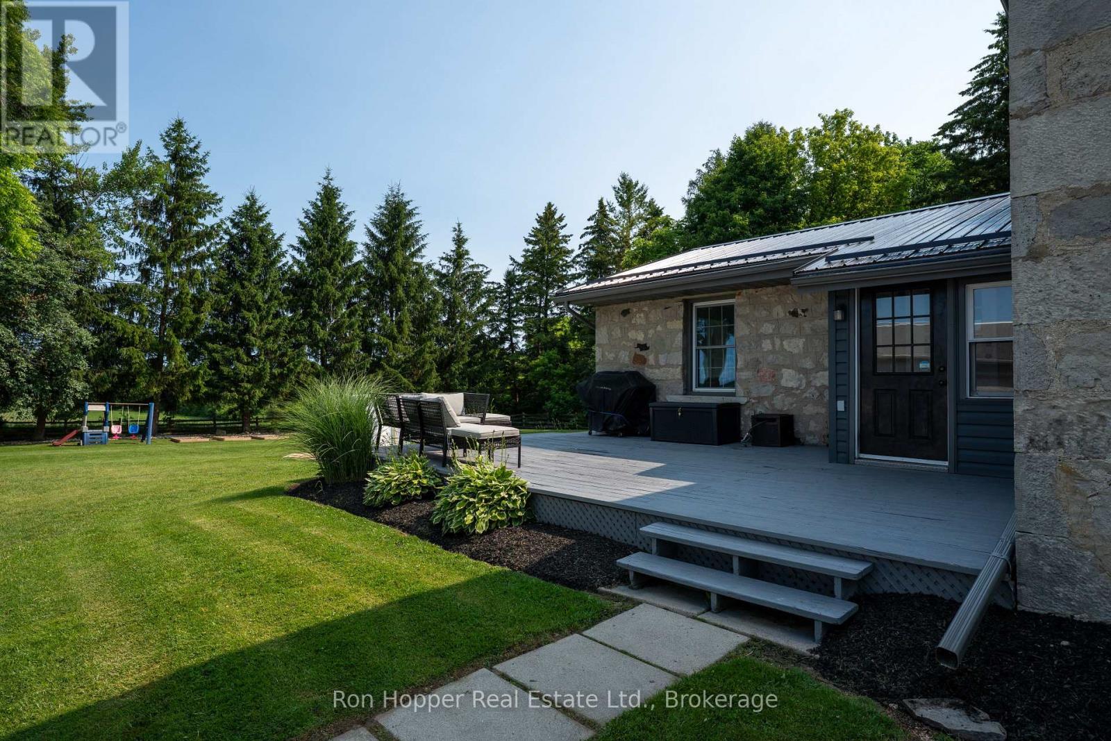 521145 12 Concession, West Grey, Ontario  N0G 1S0 - Photo 47 - X12518216