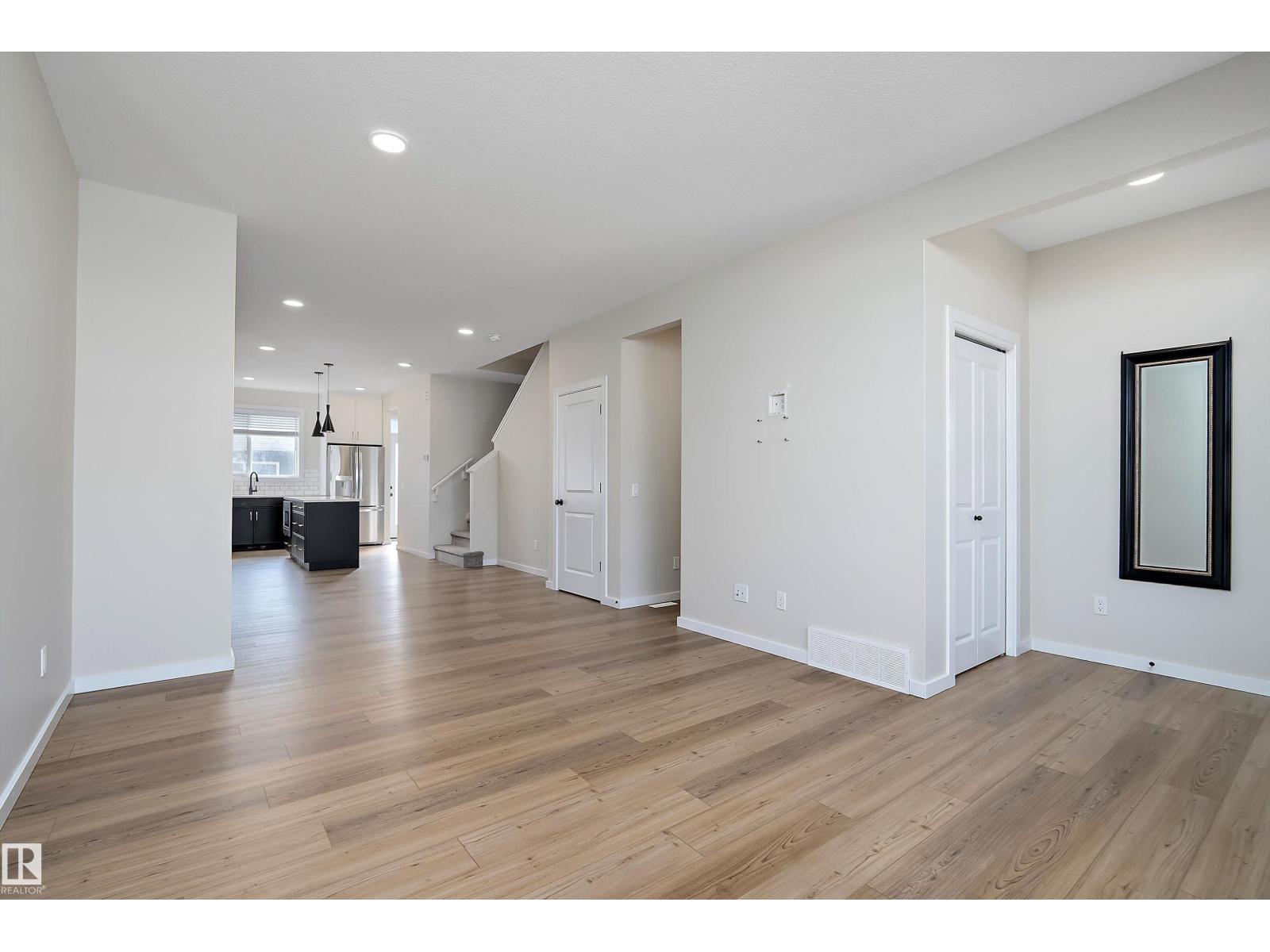 7143 52 Av, Beaumont, Alberta  T4X 2Z8 - Photo 3 - E4457609