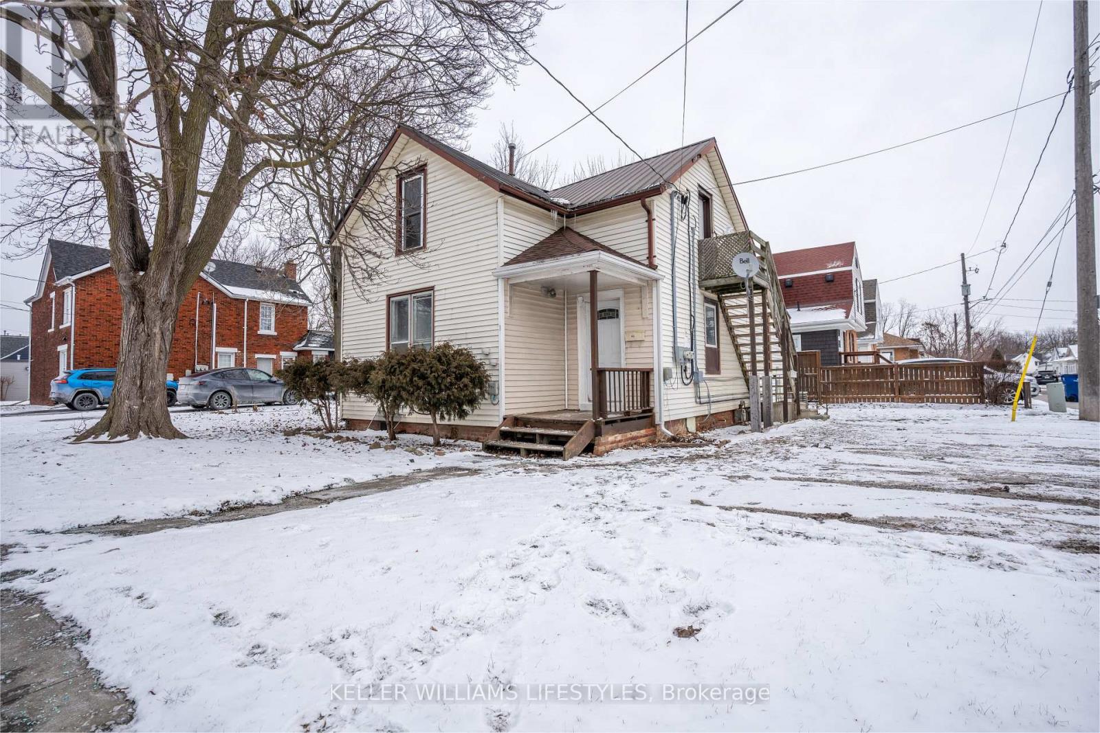 Lower - 83 Adelaide Street S, Chatham-Kent, Ontario  N7M 4R3 - Photo 1 - X12518106