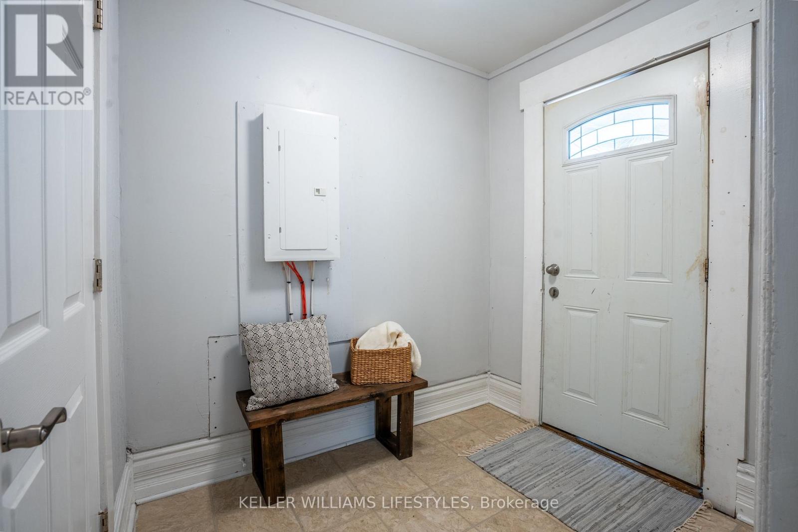 Lower - 83 Adelaide Street S, Chatham-Kent, Ontario  N7M 4R3 - Photo 8 - X12518106