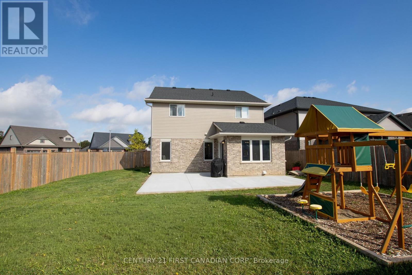 16 Arnold Street, Tillsonburg, Ontario  N4G 0G9 - Photo 29 - X12518254