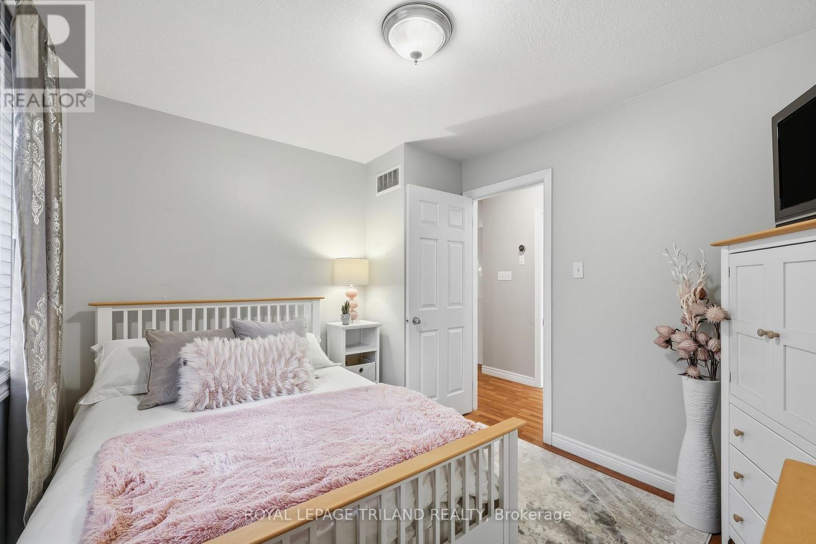 1041 Blythwood Road, London North, Ontario  N6H 5W2 - Photo 22 - X12518278