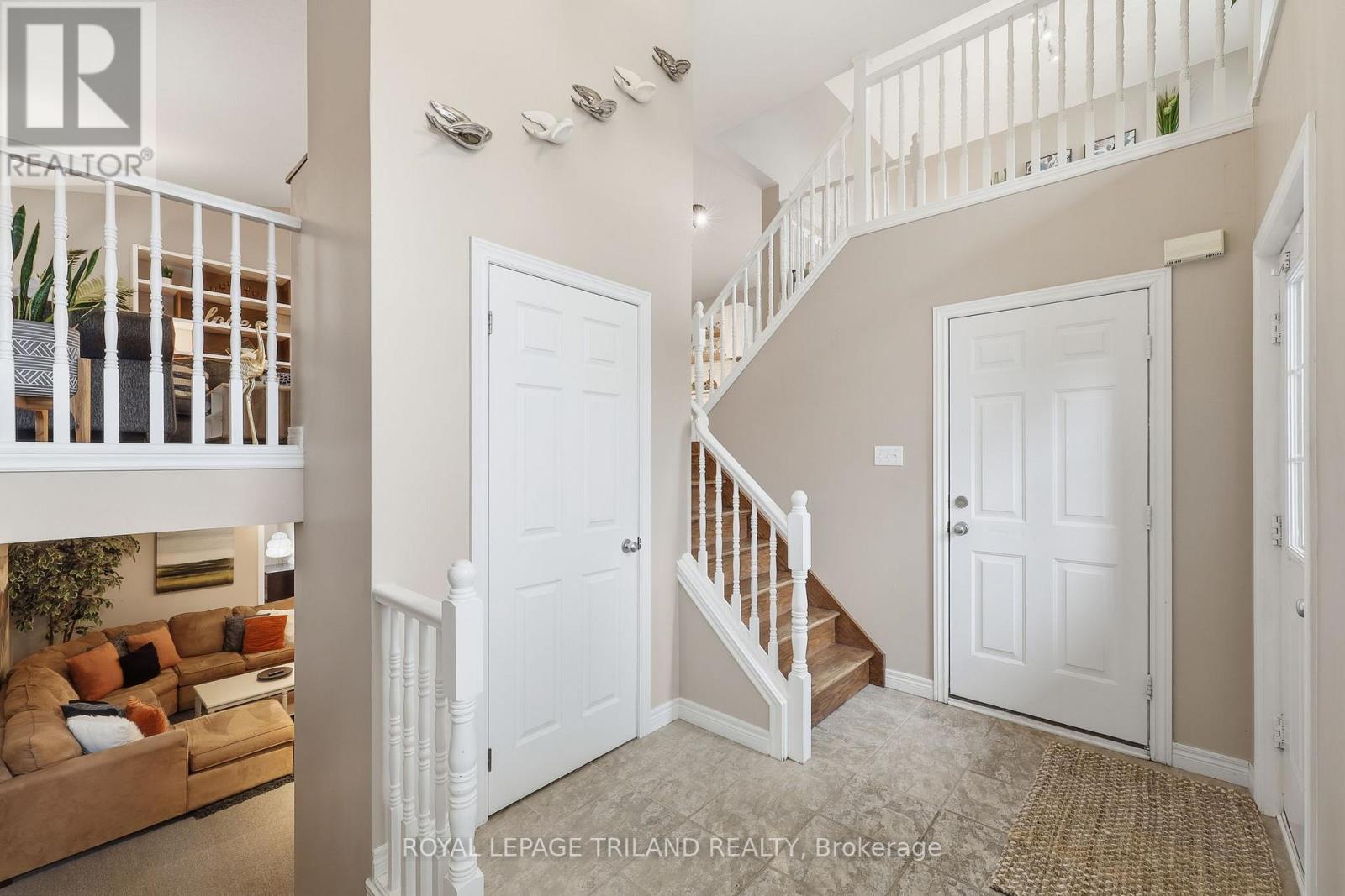 1041 Blythwood Road, London North, Ontario  N6H 5W2 - Photo 6 - X12518278