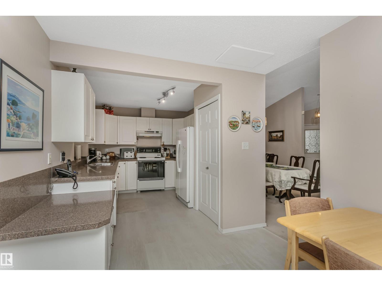 701 Revell Cr Nw, Edmonton, Alberta  T6R 2G1 - Photo 16 - E4464936