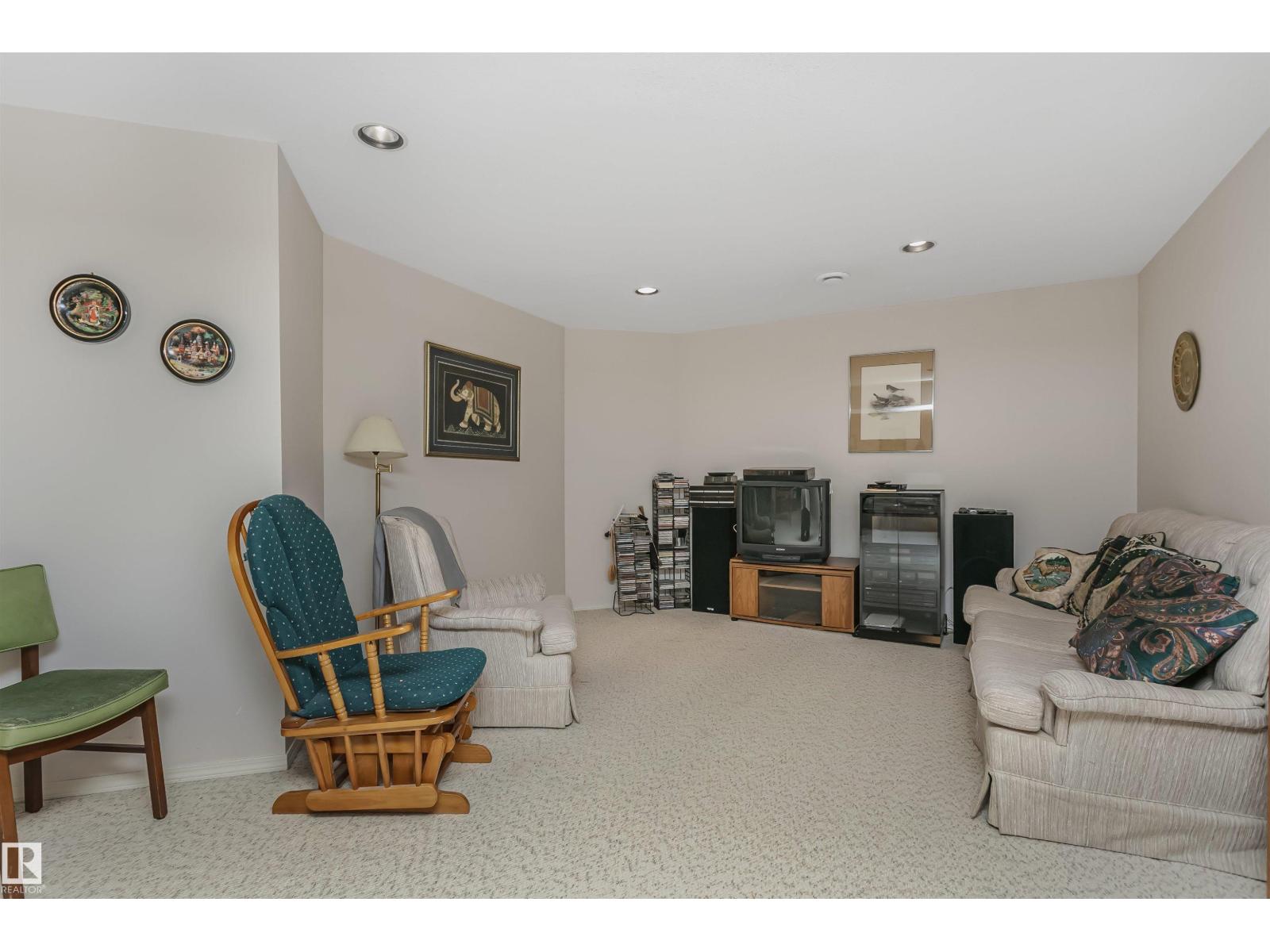 701 Revell Cr Nw, Edmonton, Alberta  T6R 2G1 - Photo 36 - E4464936