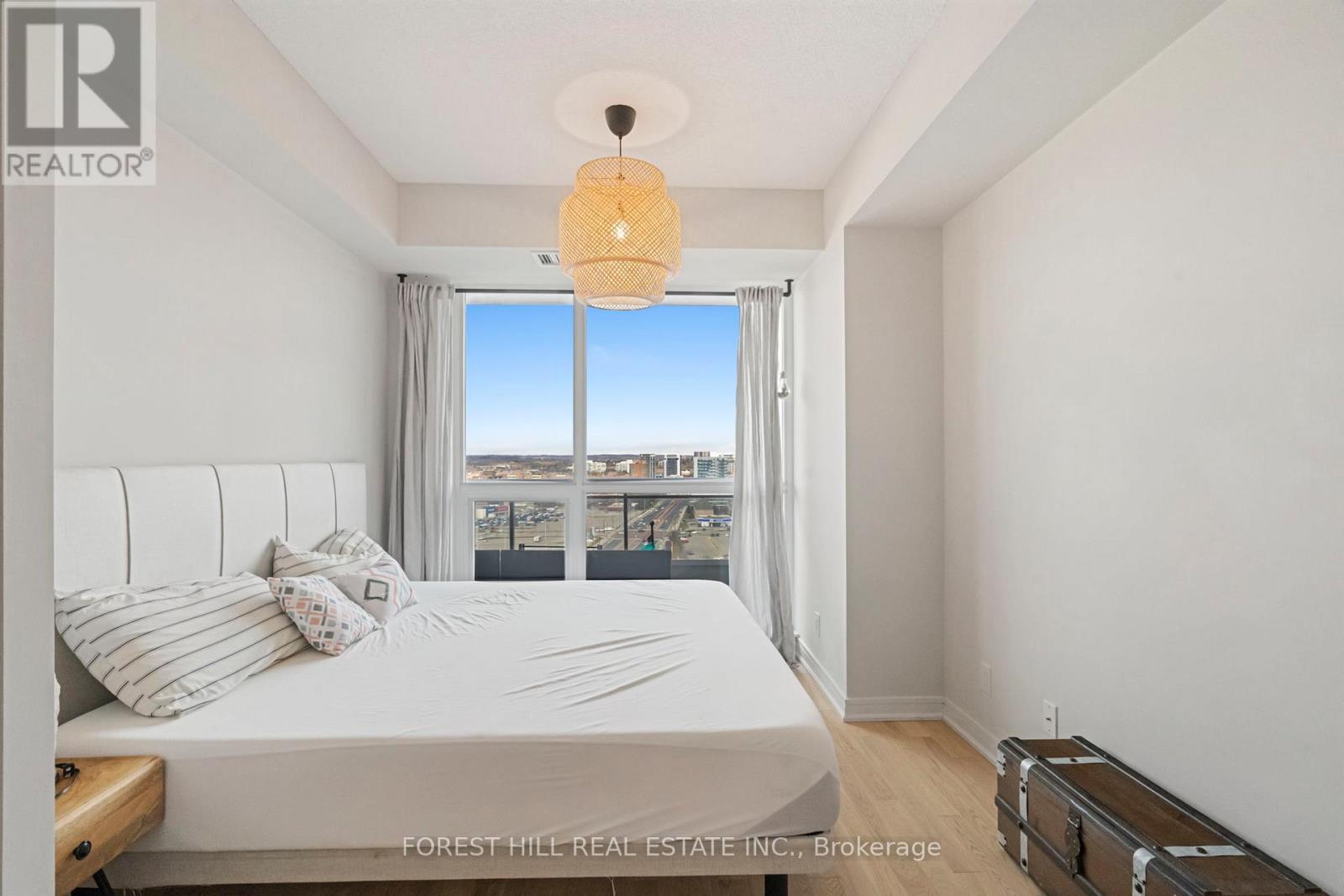 1501 - 9201 Yonge Street, Richmond Hill, Ontario  L4C 6Z2 - Photo 11 - N12517978