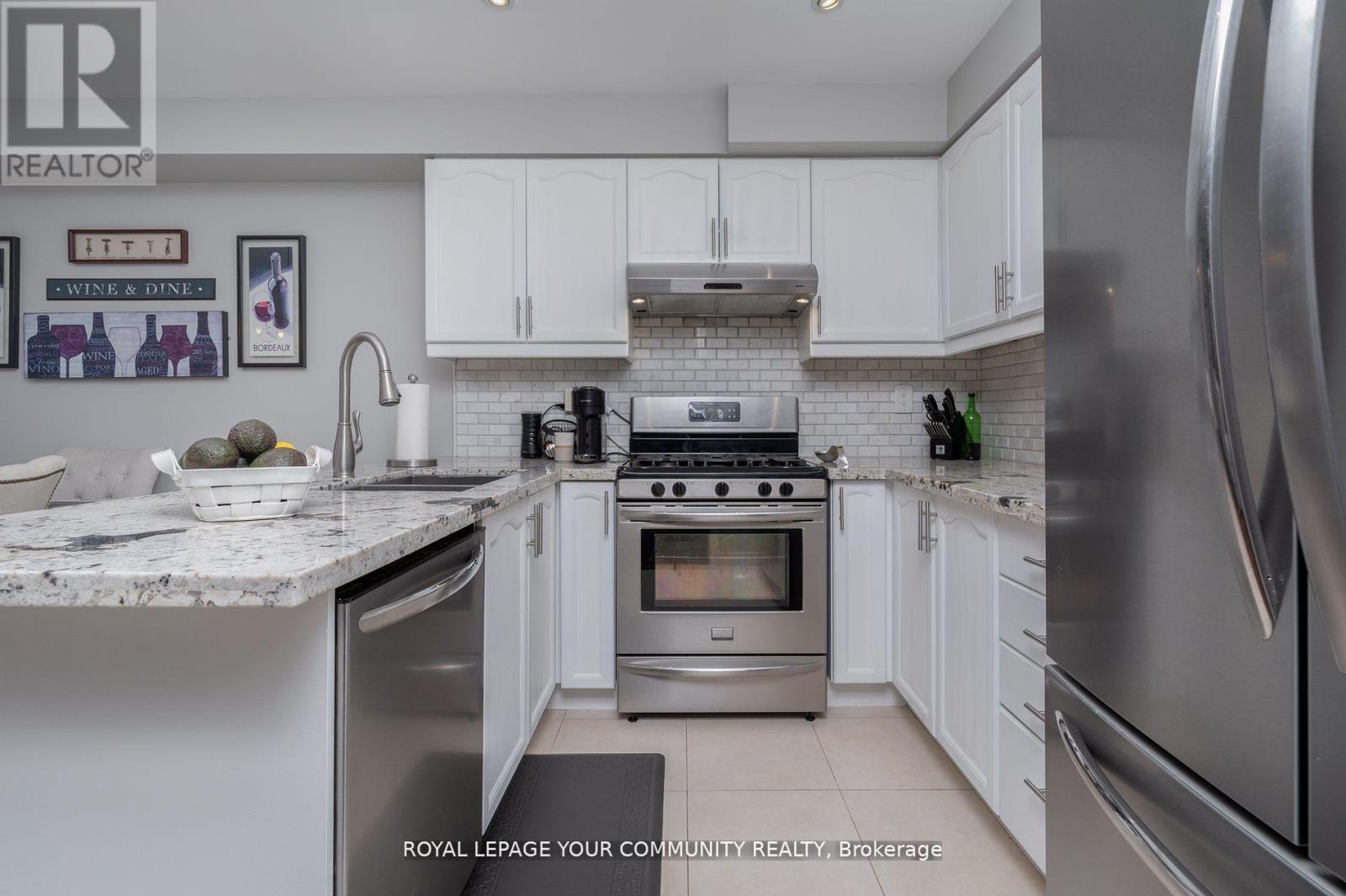 86 Corkwood Crescent, Vaughan, Ontario  L6A 3B4 - Photo 13 - N12517986