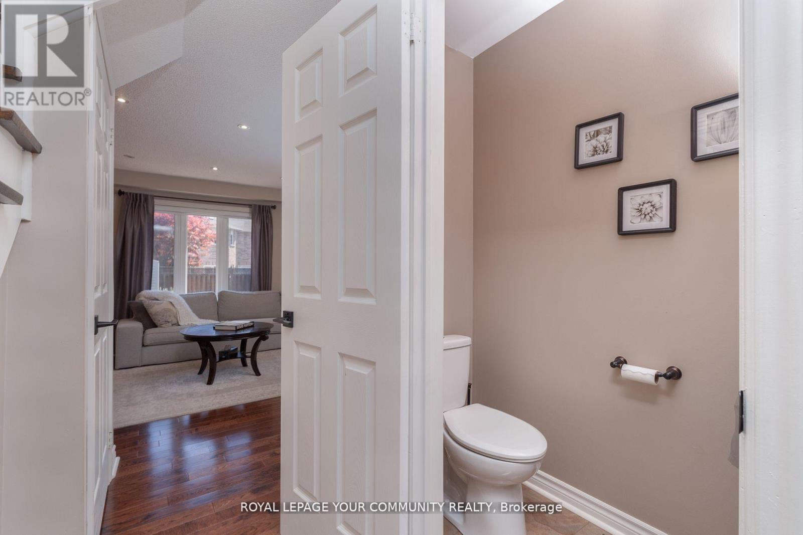 86 Corkwood Crescent, Vaughan, Ontario  L6A 3B4 - Photo 6 - N12517986