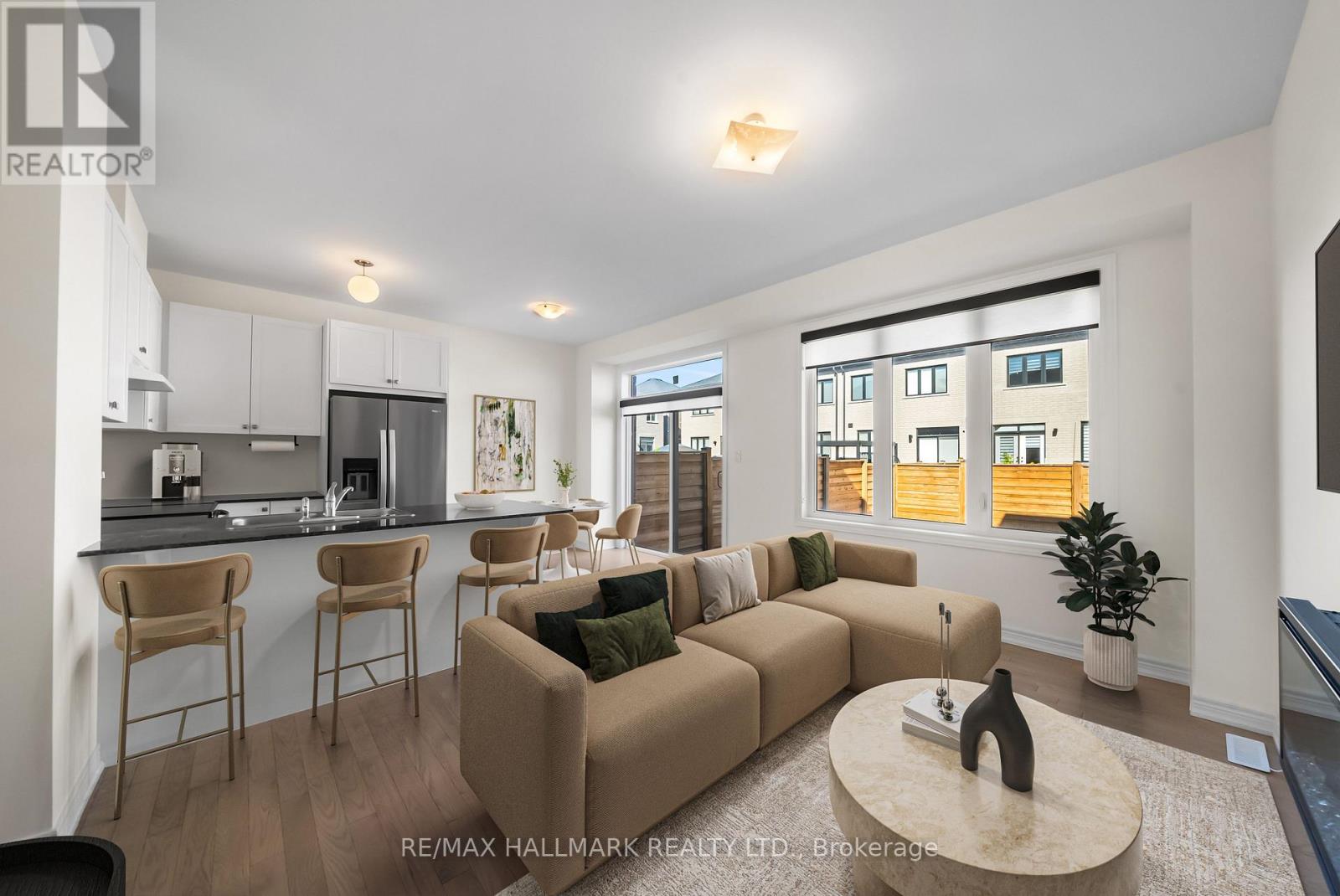 581 Barons Street, Vaughan, Ontario  L4H 5C3 - Photo 2 - N12518002