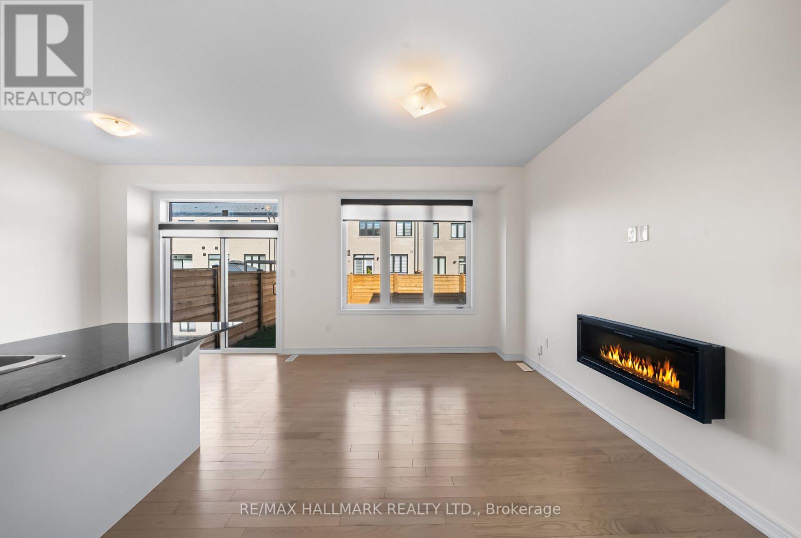 581 Barons Street, Vaughan, Ontario  L4H 5C3 - Photo 4 - N12518002