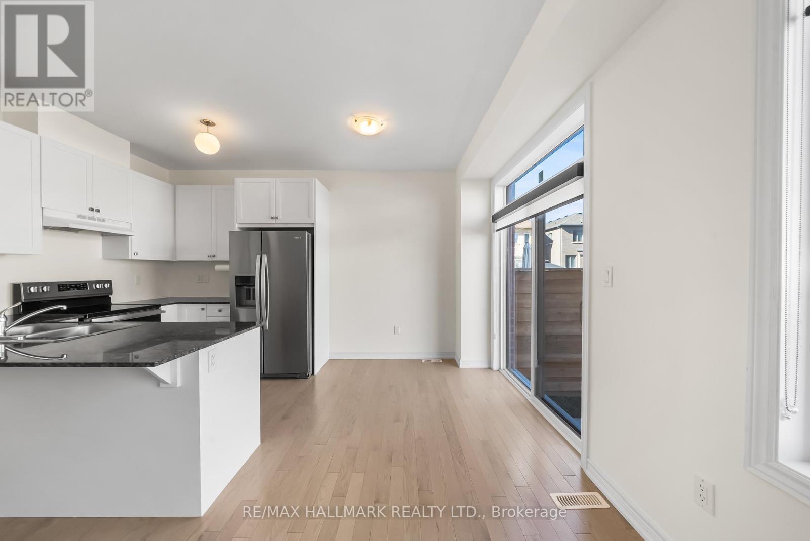 581 Barons Street, Vaughan, Ontario  L4H 5C3 - Photo 8 - N12518002