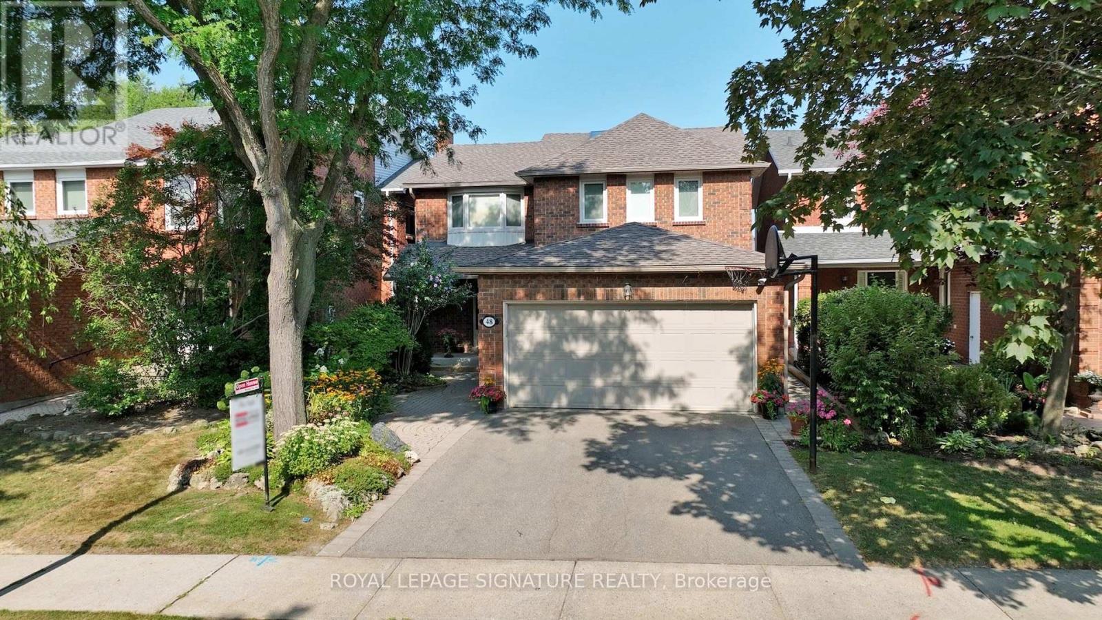 48 Millcroft Way, Vaughan, Ontario L4J 6N9 - Photo 2 - N12518082