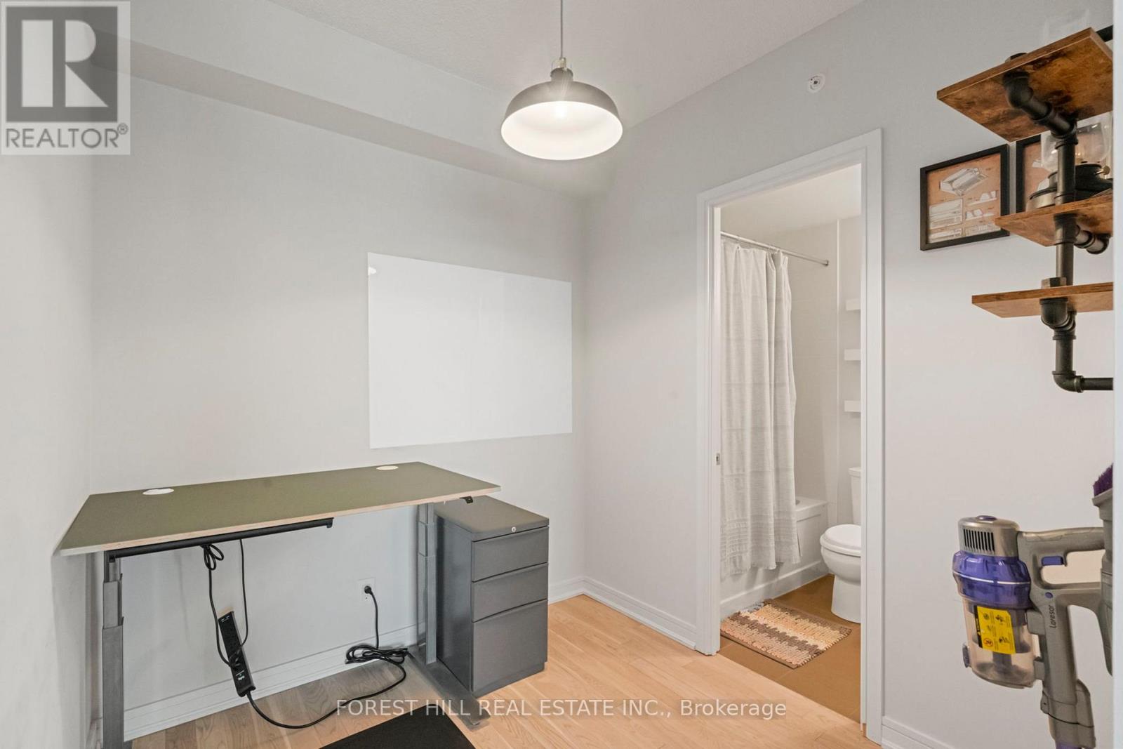 1501 - 9201 Yonge Street, Richmond Hill, Ontario  L4C 6Z2 - Photo 15 - N12518094