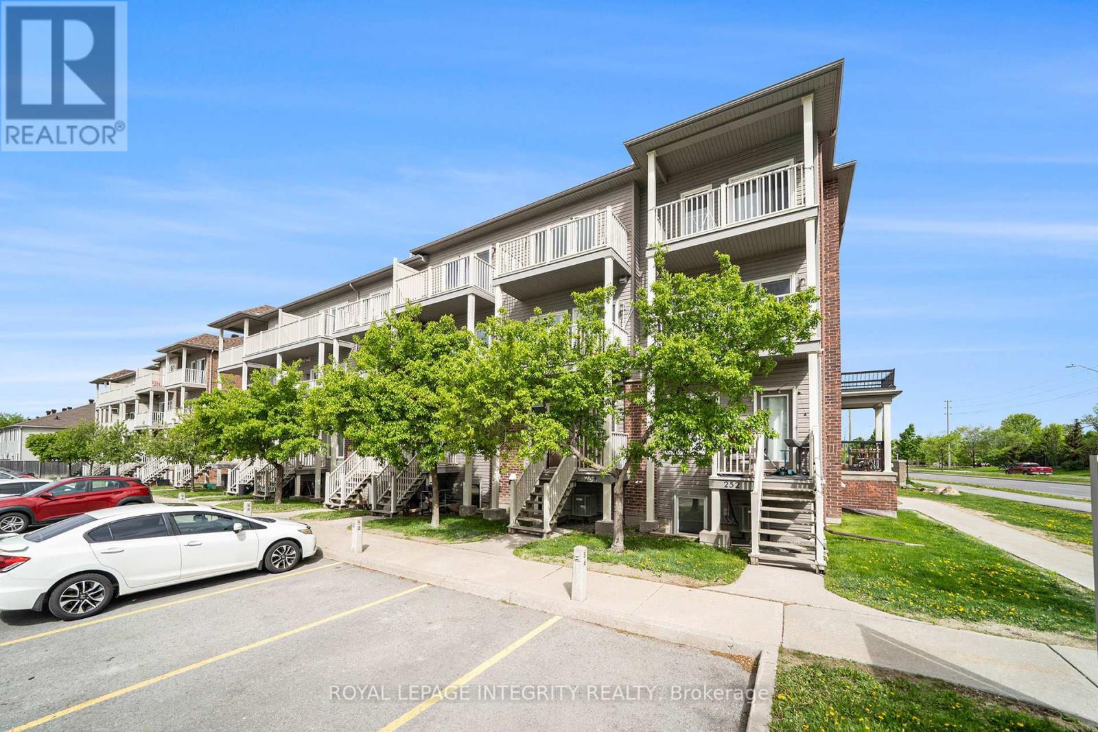 256 Espin Heights, Ottawa, Ontario  K2J 0Y8 - Photo 16 - X12518160