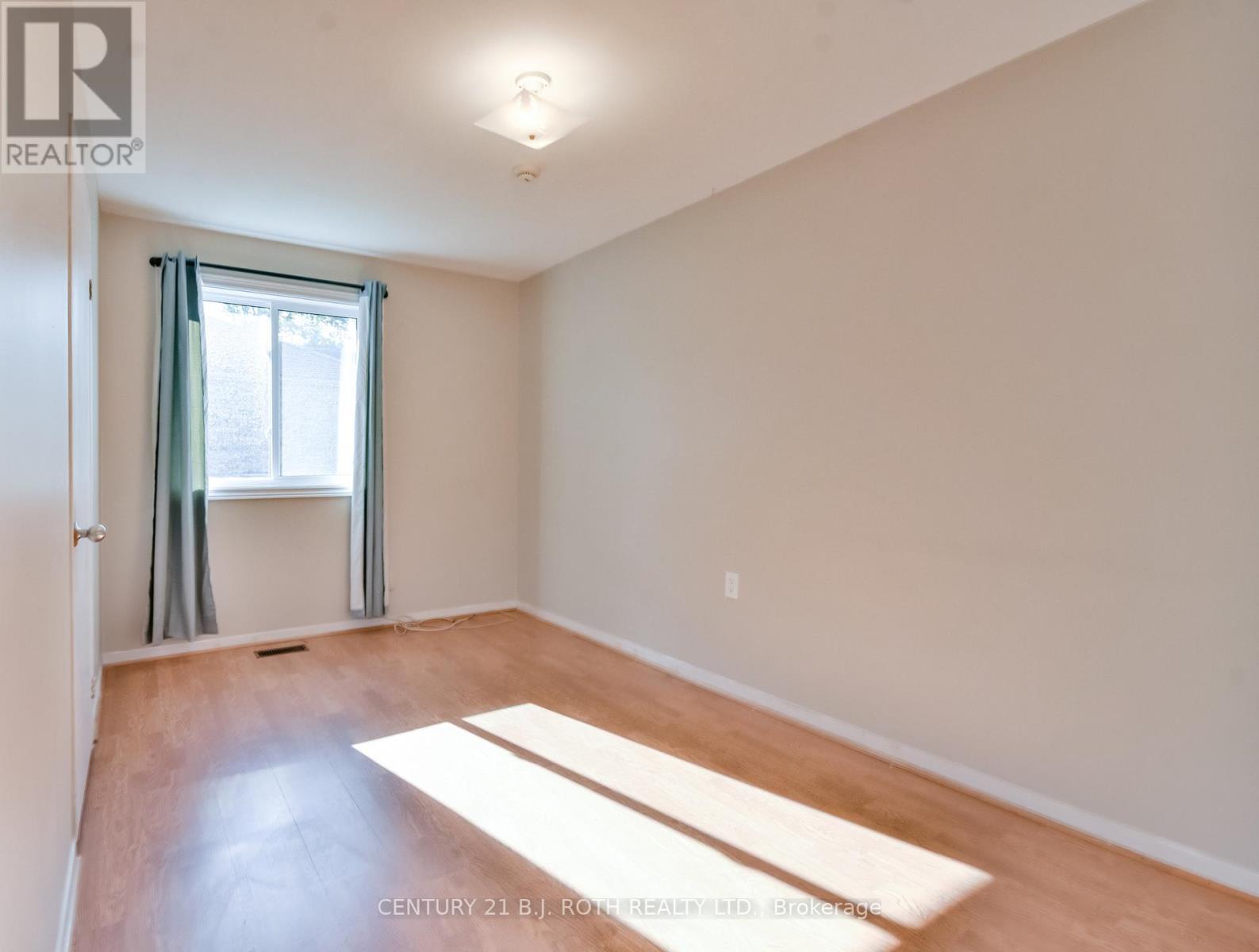 263 Anne Street N, Barrie (Sunnidale), Ontario  L4N 4Y1 - Photo 15 - S12518072