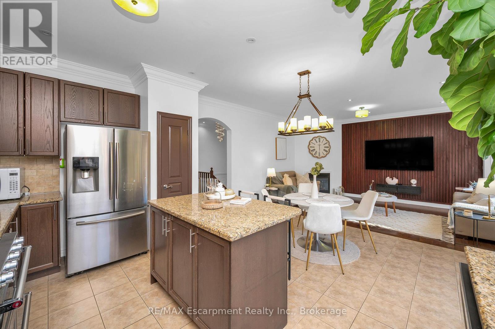 171 Huddlestone Crescent, Milton, Ontario  L9T 8M9 - Photo 12 - W12518264