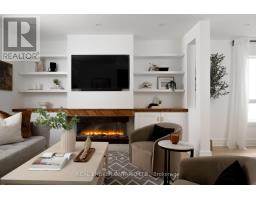 21 STEPHENSON AVENUE, Toronto, Ontario