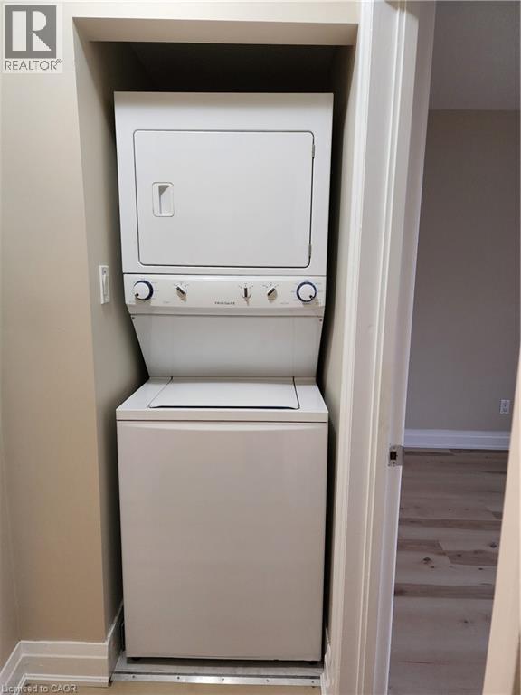 25 West 4th Street Unit# A, Hamilton, Ontario  L9C 3M2 - Photo 9 - 40786051