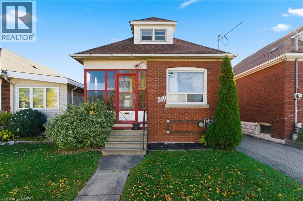 246 Cope Street, Hamilton, Ontario  L8H 5B5 - Photo 3 - 40782490