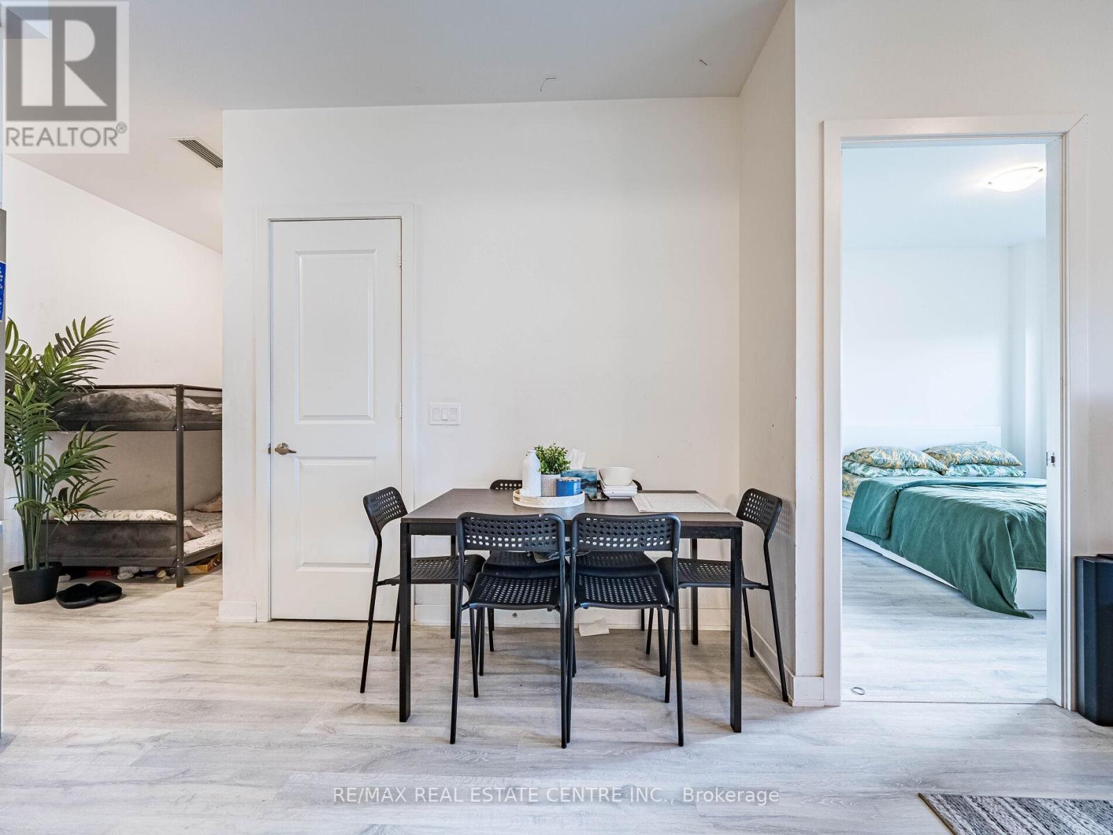 110 - 4655 Metcalfe Avenue, Mississauga, Ontario  L5M 0Z7 - Photo 14 - W12517968