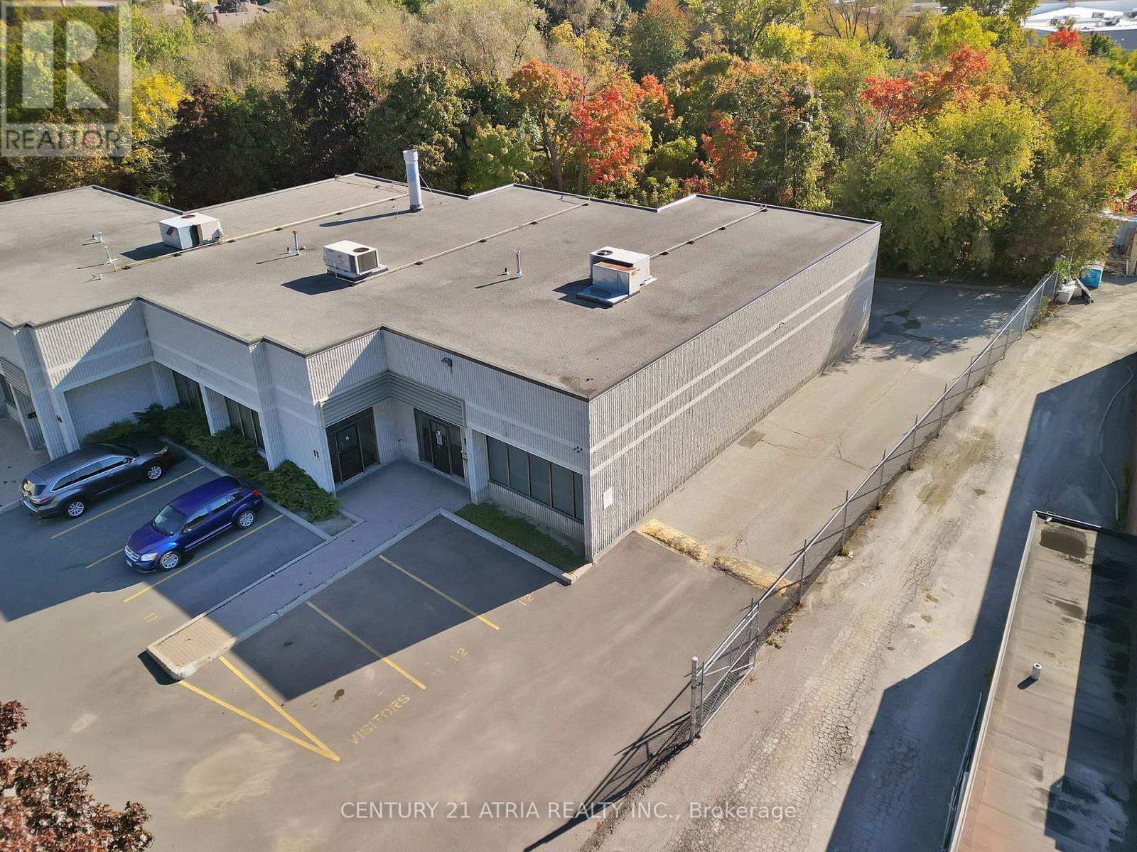 12 - 1606 Sedlescomb Drive, Mississauga, Ontario  L4X 1M6 - Photo 3 - W12517980