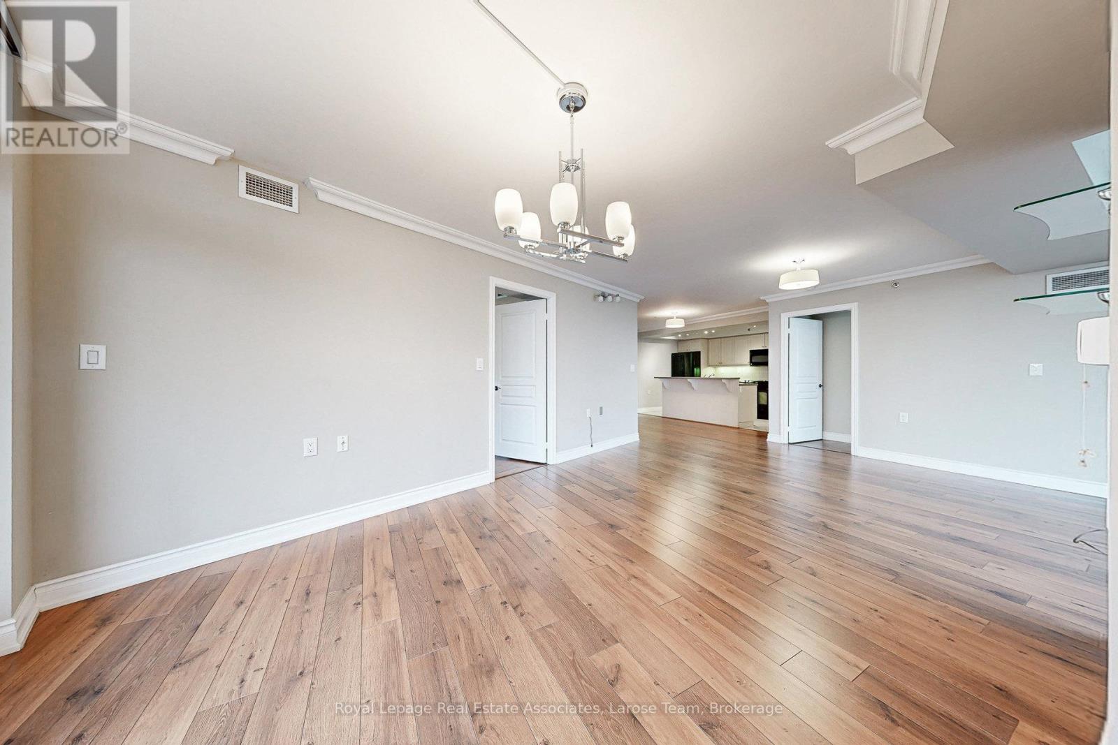 2003 - 3 Marine Parade Drive, Toronto, Ontario  M8V 3Z5 - Photo 12 - W12517992