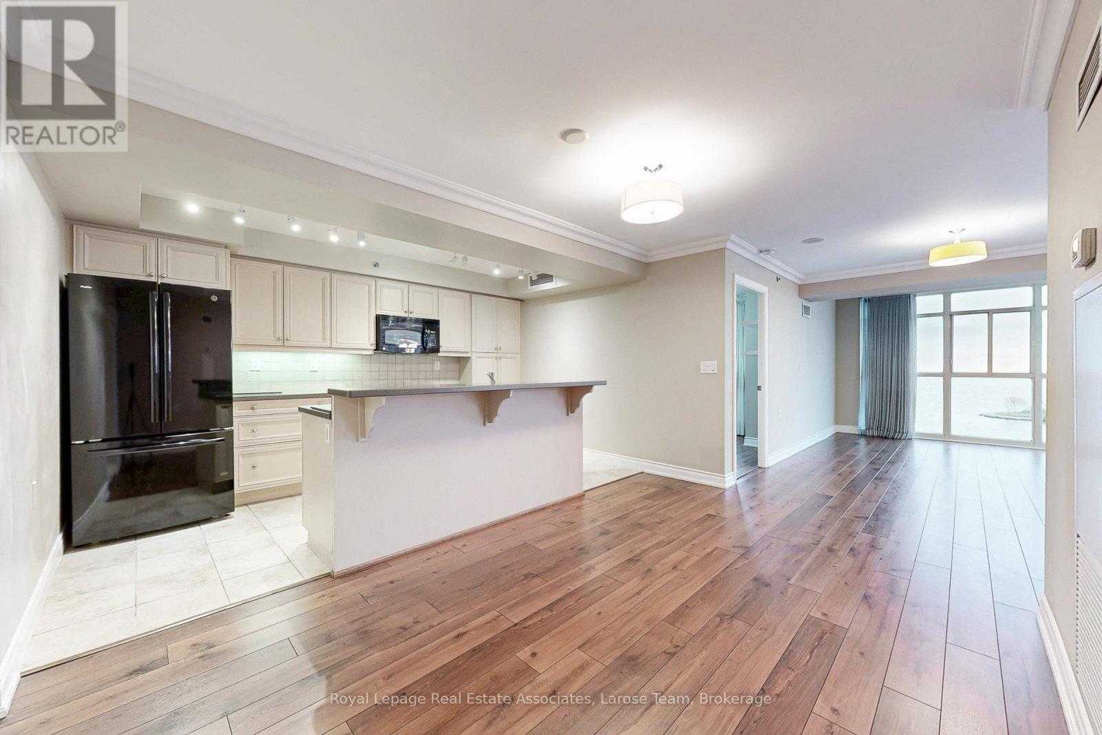 2003 - 3 Marine Parade Drive, Toronto, Ontario  M8V 3Z5 - Photo 4 - W12517992