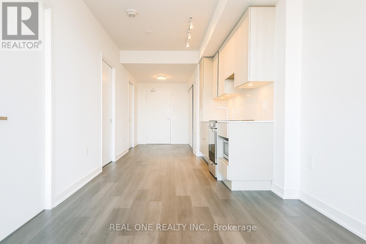 3512 - 3900 Confederation Parkway, Mississauga, Ontario  L5B 0M3 - Photo 11 - W12518028