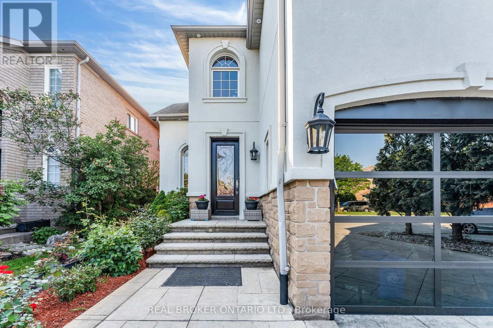 2293 WOODCREST DRIVE, Oakville, Ontario