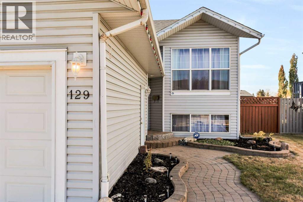 129 Briarwood Crescent, Blackfalds, Alberta  t0m 0j0 - Photo 3 - A2263263