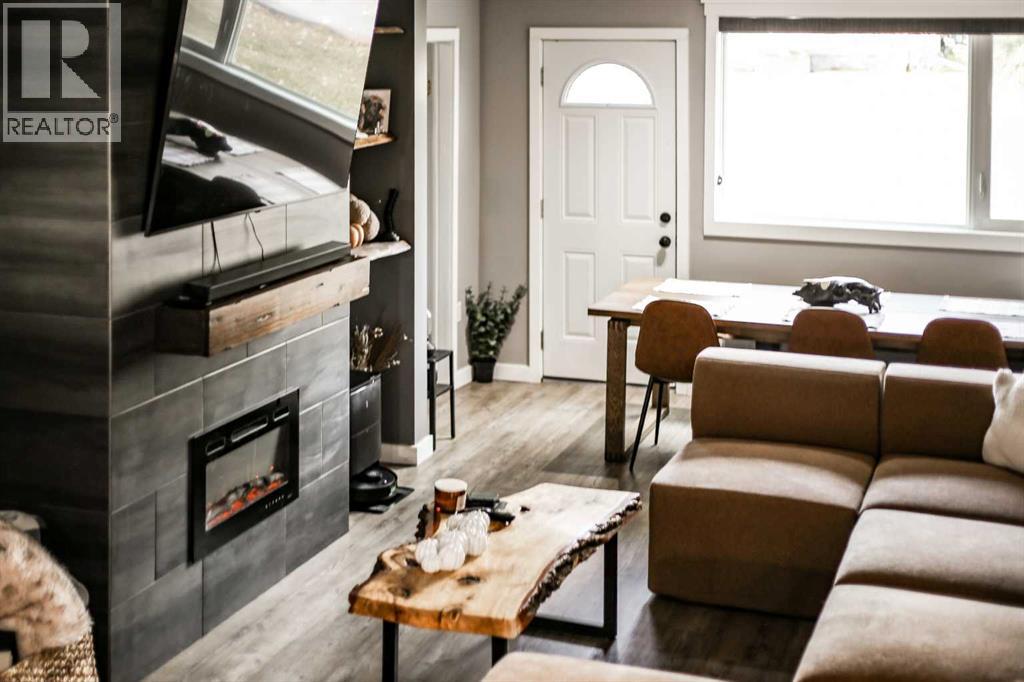 22901 10 Avenue, Hillcrest, Alberta  T0L 1C0 - Photo 13 - A2267663