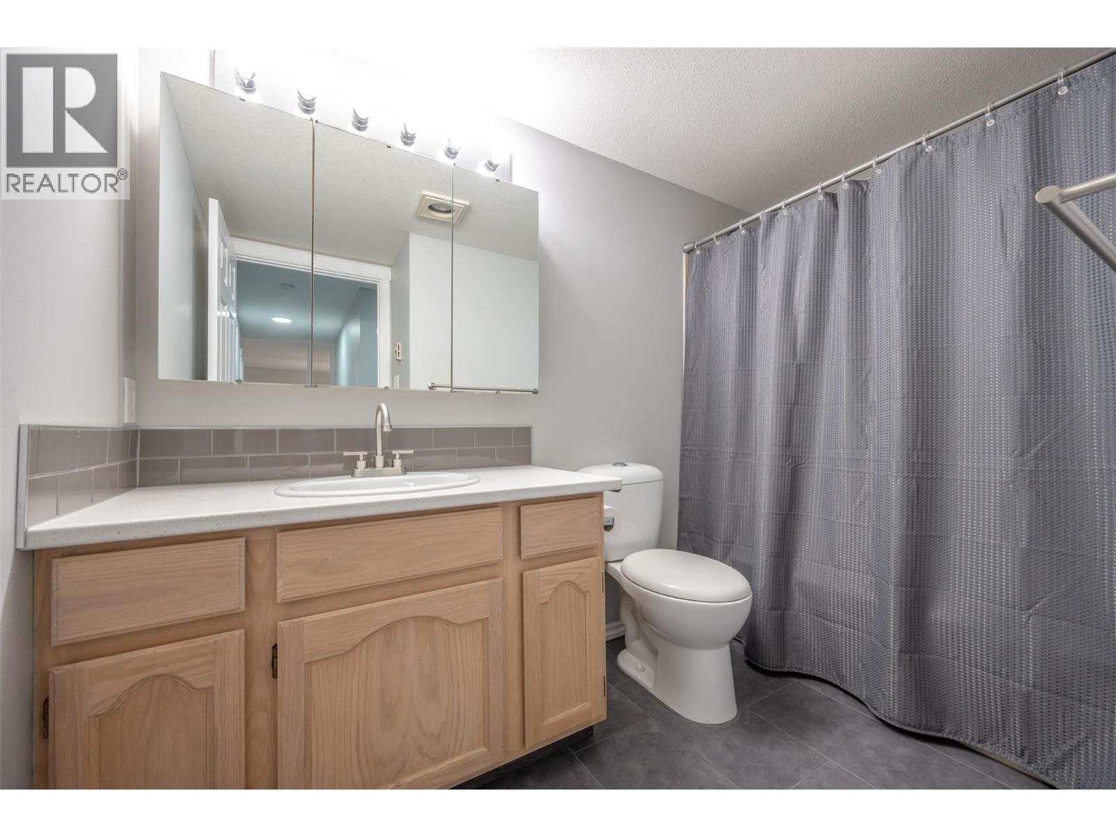 272 Green Avenue W Unit# 208, Penticton, British Columbia  V2A 3T2 - Photo 16 - 10348028