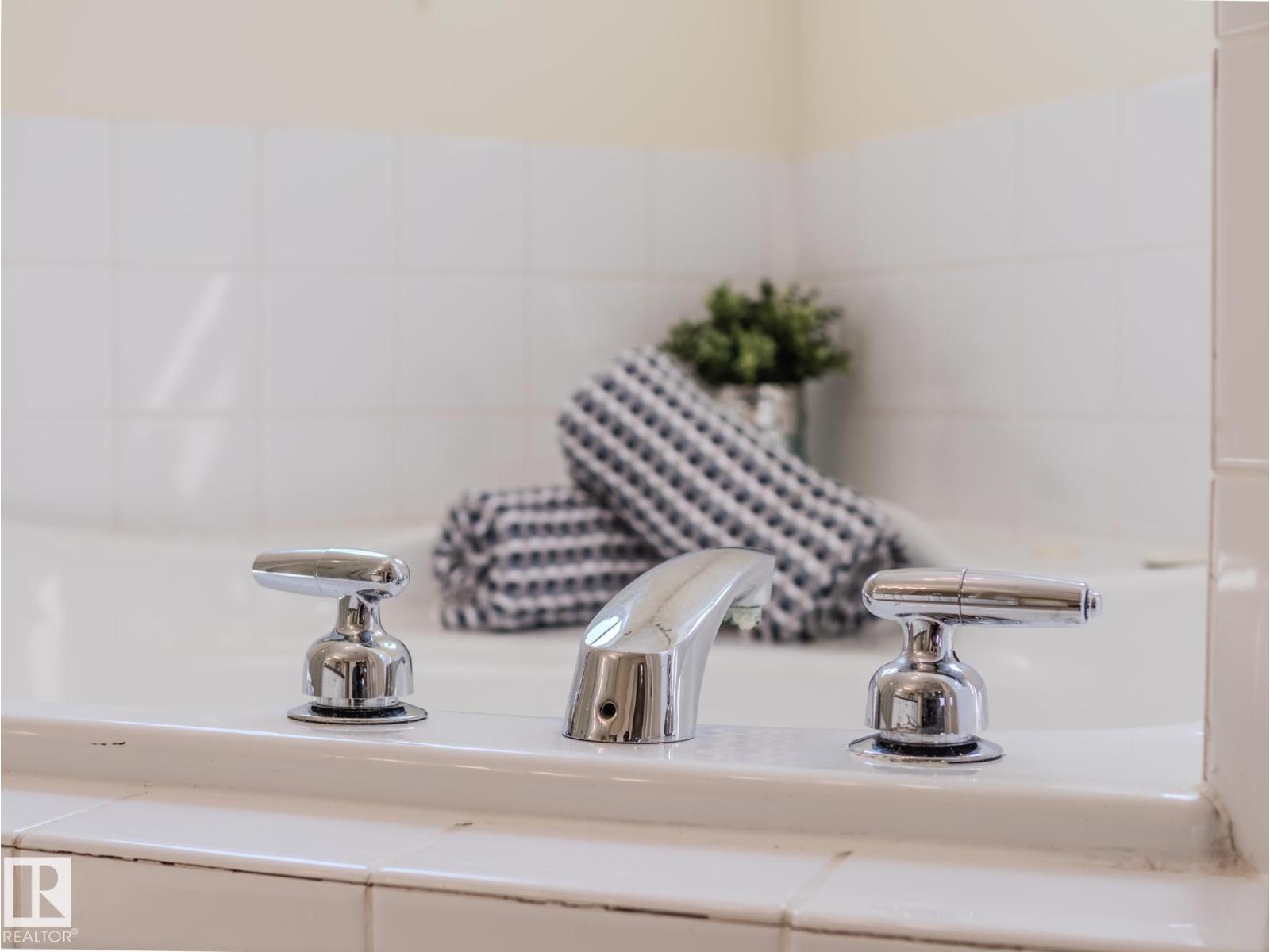 15013 135a St Nw, Edmonton, Alberta  T6V 1N1 - Photo 40 - E4464944