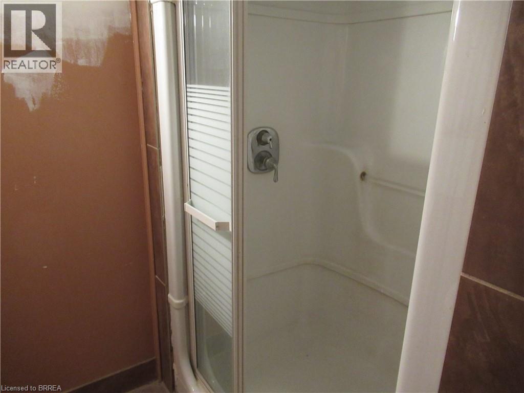 140 Grand Street, Brantford, Ontario  N3R 4B7 - Photo 10 - 40775380