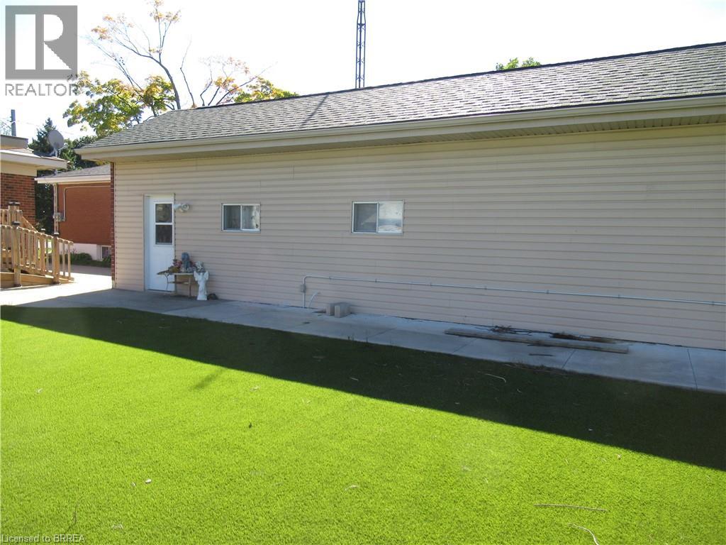 140 Grand Street, Brantford, Ontario  N3R 4B7 - Photo 15 - 40775380