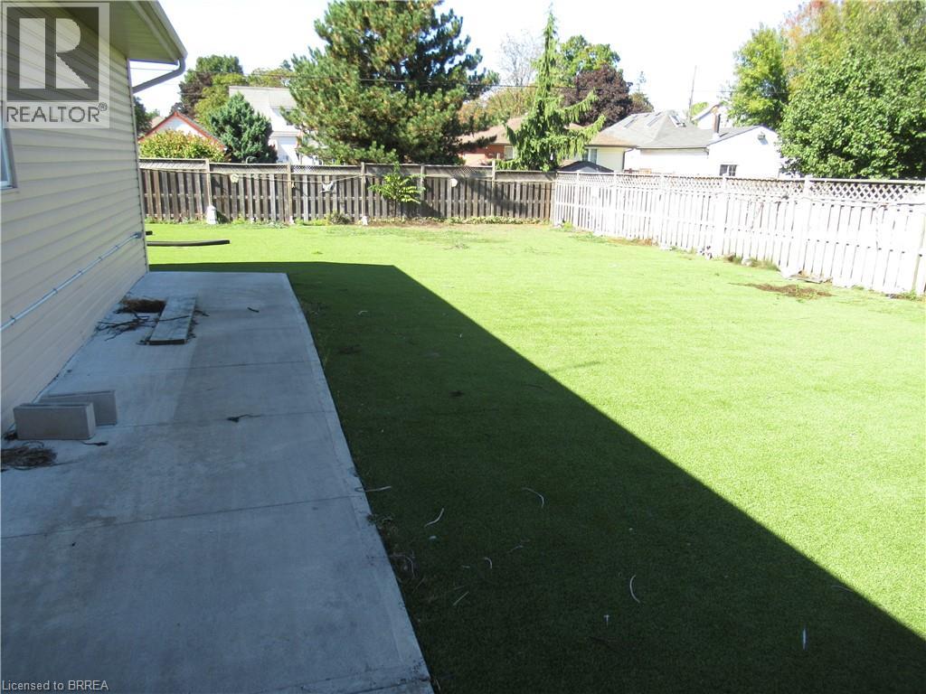 140 Grand Street, Brantford, Ontario  N3R 4B7 - Photo 16 - 40775380