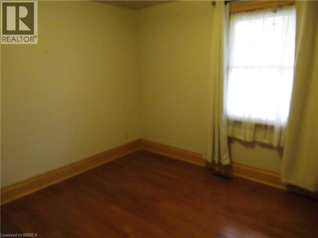 140 Grand Street, Brantford, Ontario  N3R 4B7 - Photo 7 - 40775380