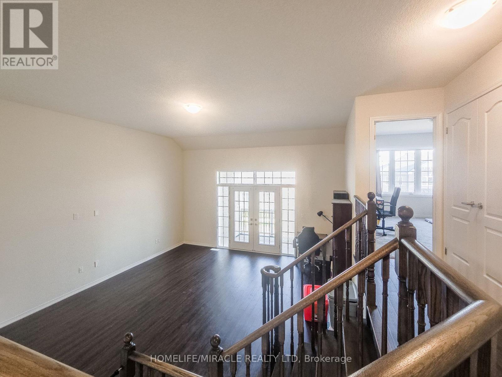 48 Esther Crescent, Thorold, Ontario  L3B 0G2 - Photo 16 - X12517984