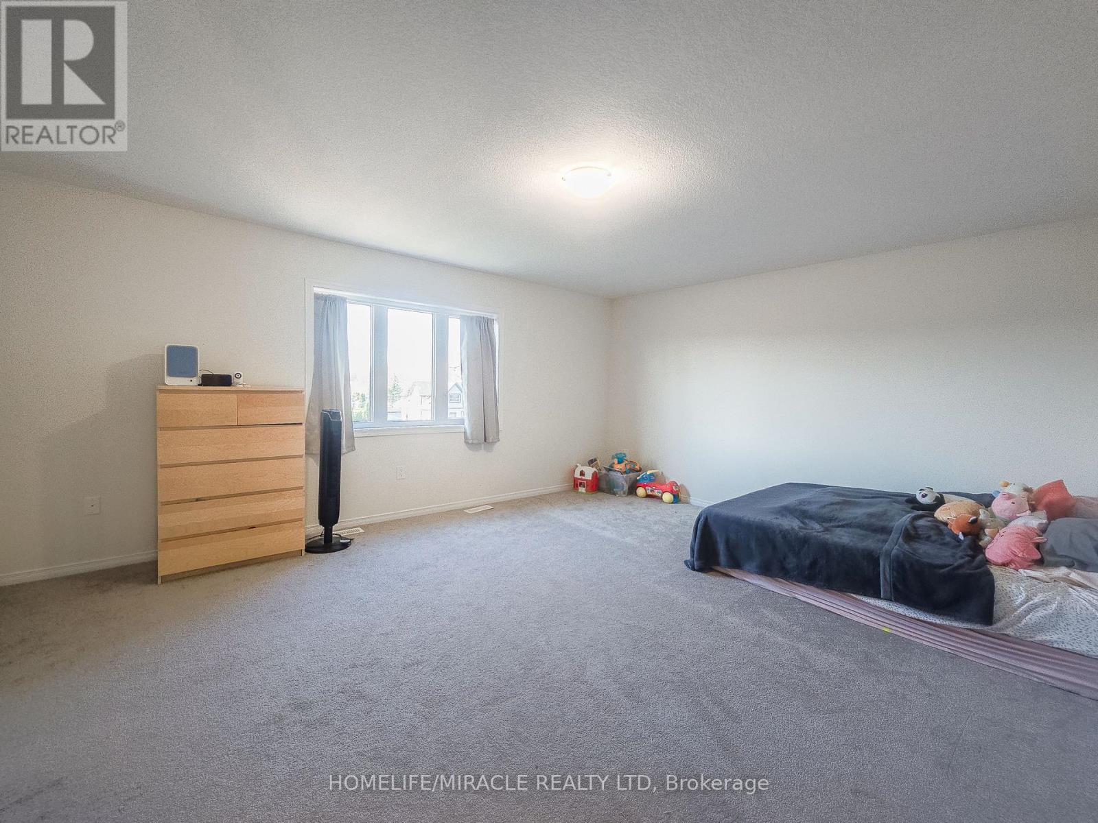 48 Esther Crescent, Thorold, Ontario  L3B 0G2 - Photo 17 - X12517984